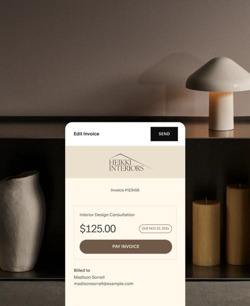 Squarespace-Abonnent:innen können Markenrechnungen erstellen, in denen der Arbeitsumfang und der Zahlungsplan für Dienstleistungen aufgeführt sind.